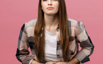 WHAT ARE THE IBS SYMPTOMS IN FEMALES? KNOW HOW CAN YOU WOMEN DEAL WITH IBS HERE